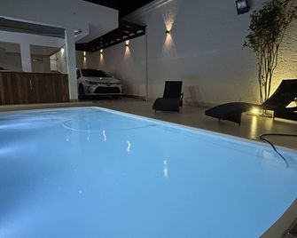 Mansão De Luxo 2 - Divinópolis - Piscina