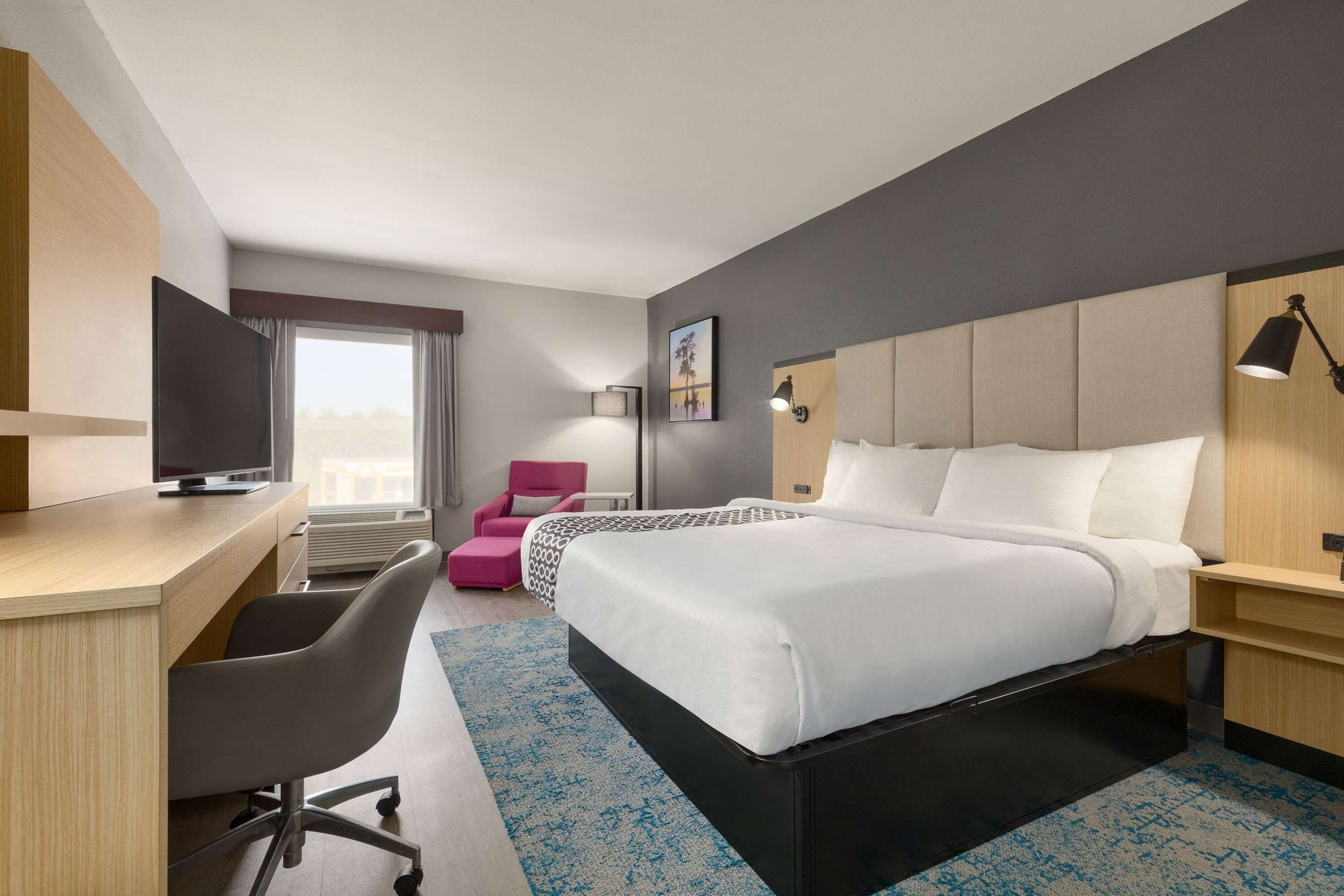 La Quinta Inn & Suites by Wyndham Selma/Smithfield - Selma - Ložnice