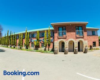 Airport Hotel - Kimberley - Building