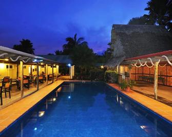 كوسسري نوتيلاس ريزورت - Kosrae - حوض السباحة