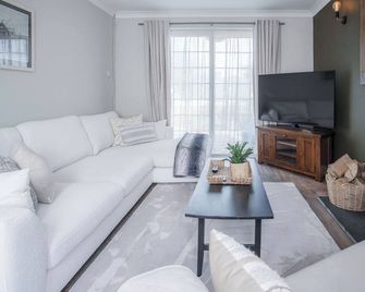 Sunderland Avenue - 2 Bedroom - Pembroke Dock - Pembroke Dock - Wohnzimmer