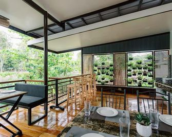 Loboc Riverside Inn & Restaurant - Loboc