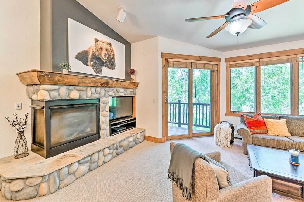 Gorgeous Steamboat Townhome: Shuttle to Ski Resort - Steamboat Springs - Stue