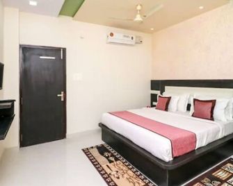 Rama Hs - Agra - Bedroom