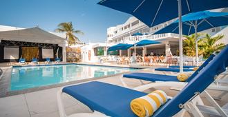 Hotel El Dorado - ซานแอนเดรส - สระว่ายน้ำ