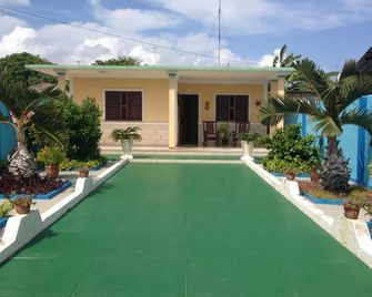 Mily y Orlando - Varadero - Uima-allas