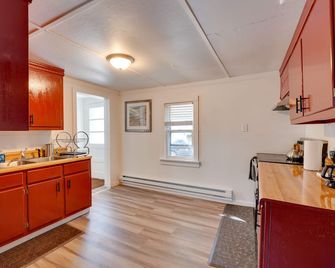 Kingston Home 2 Mi to Bluestone Wild Forest - Kingston - Kitchen