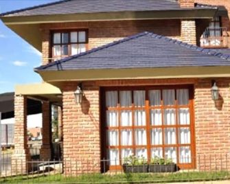 Ayres House - Colonia del Sacramento - Building