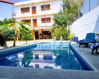 Hotel Hacienda de Zapata - Jiutepec - Zwembad