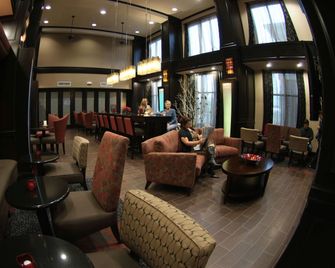 Hampton Inn & Suites Bay City - Bay City - Sala de estar