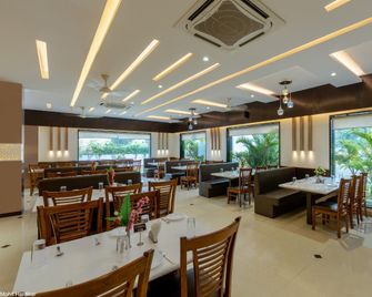The Crown Palace - Sagar - Restaurant