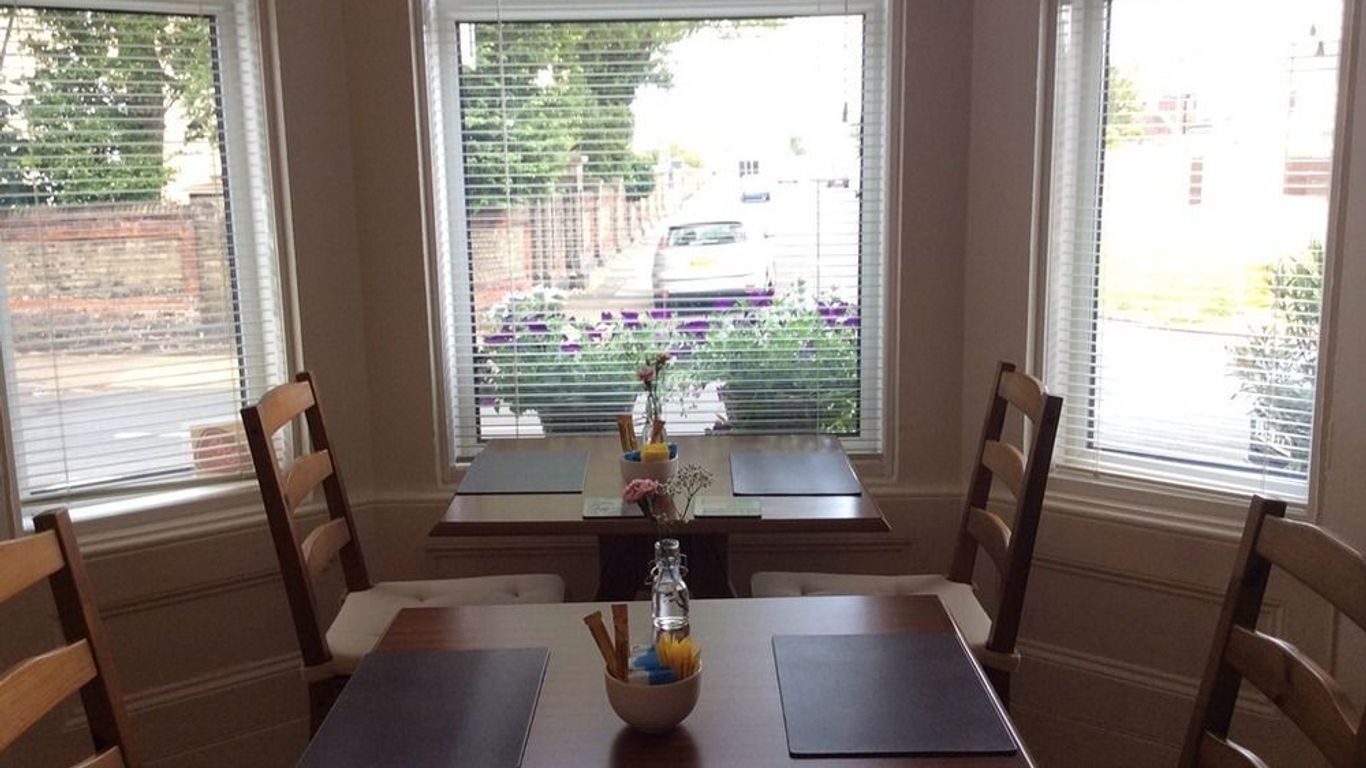 톤턴 게스트하우스