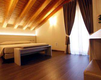 Albergo Del Ponte - Baceno - Bedroom