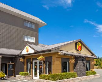 Super 8 by Wyndham Duncan - Duncan - Building