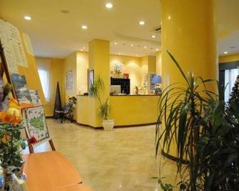 Hotel Miravalle - Ribera - Recepción