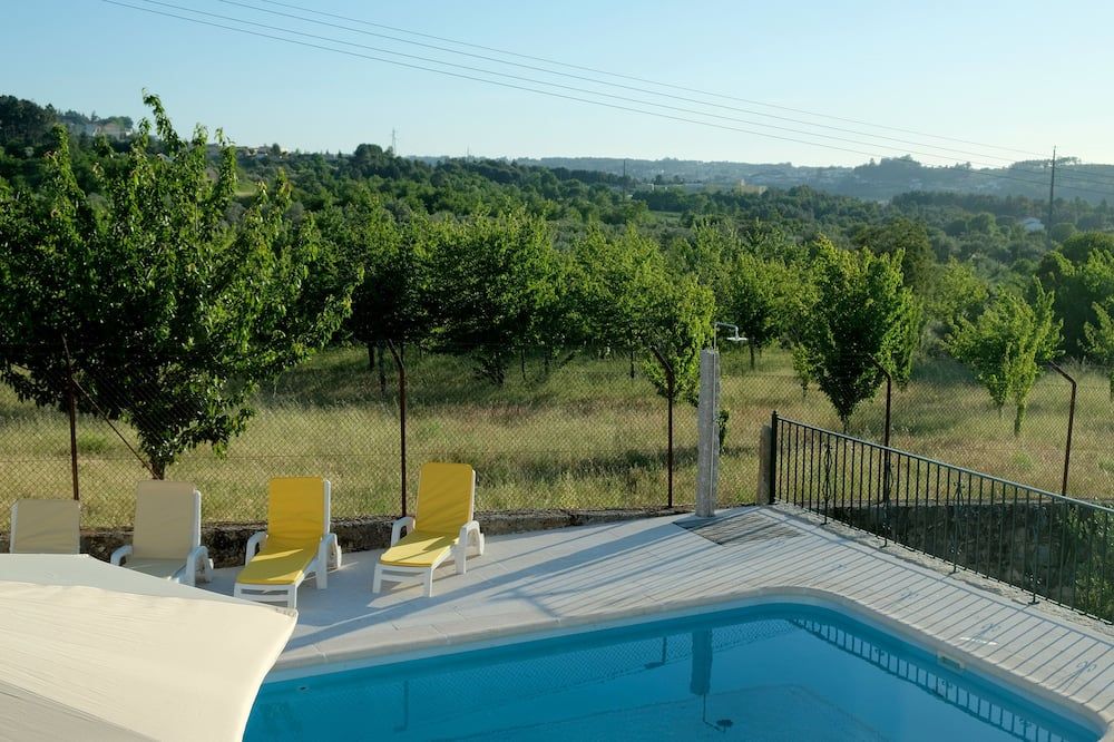 Quinta de Vodra - סייה - בריכה