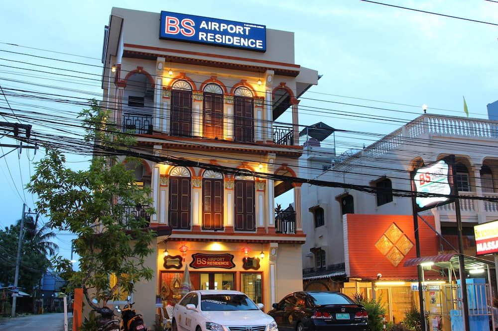 بي إس إيربورت آت بوكيت