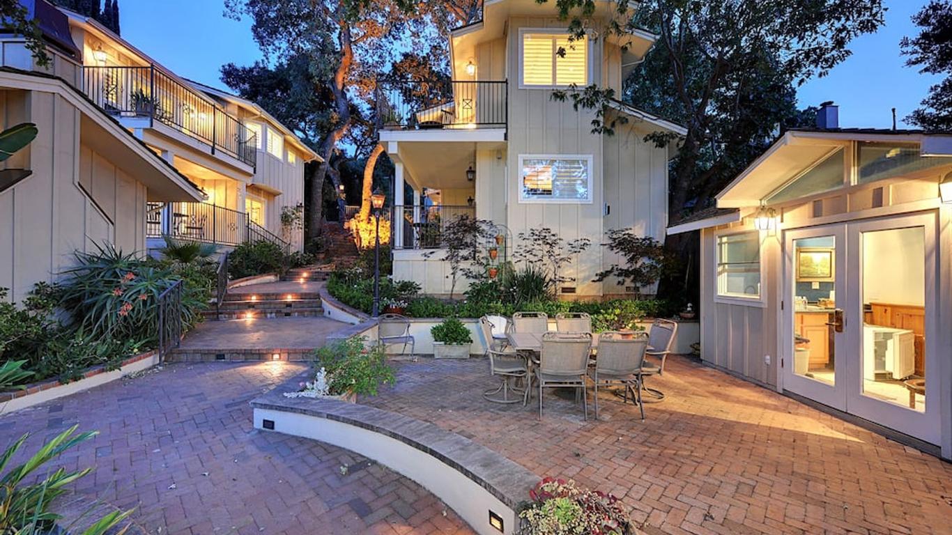Saratoga Oaks Lodge