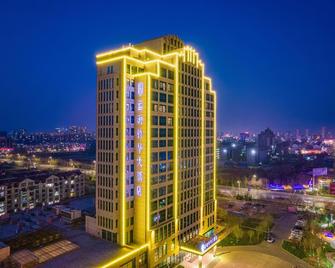 Blue Horizon Jun Hua Hotel - Dezhou - Building