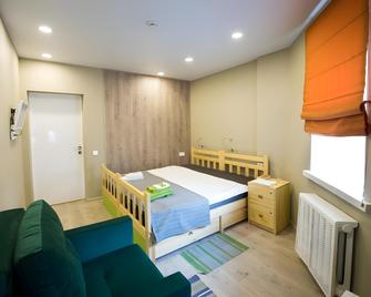 People - Kazan - Bedroom