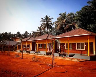 Sea Spray Resort - Gokarna - Gebäude