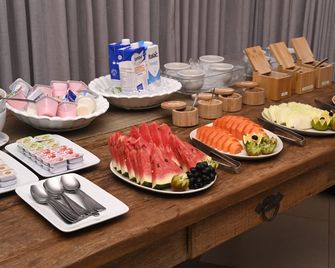Executive Inn Hotel - Uberlândia - Buffet