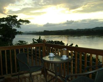 Dai Heng Boutique Hotel - Chiang Khan - Balcón