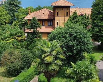 Lake Como Peace Lodge - Hostel - Menaggio