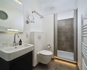 Hotel Siebzehn80 - Carolinensiel - Bad