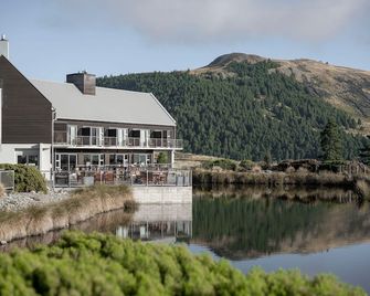 ببرز بلو ووتر ريزورت - ليك تيكابو - مبنى