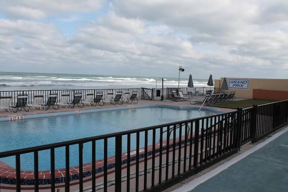Grand Prix Motel Beach Front - Daytona Beach