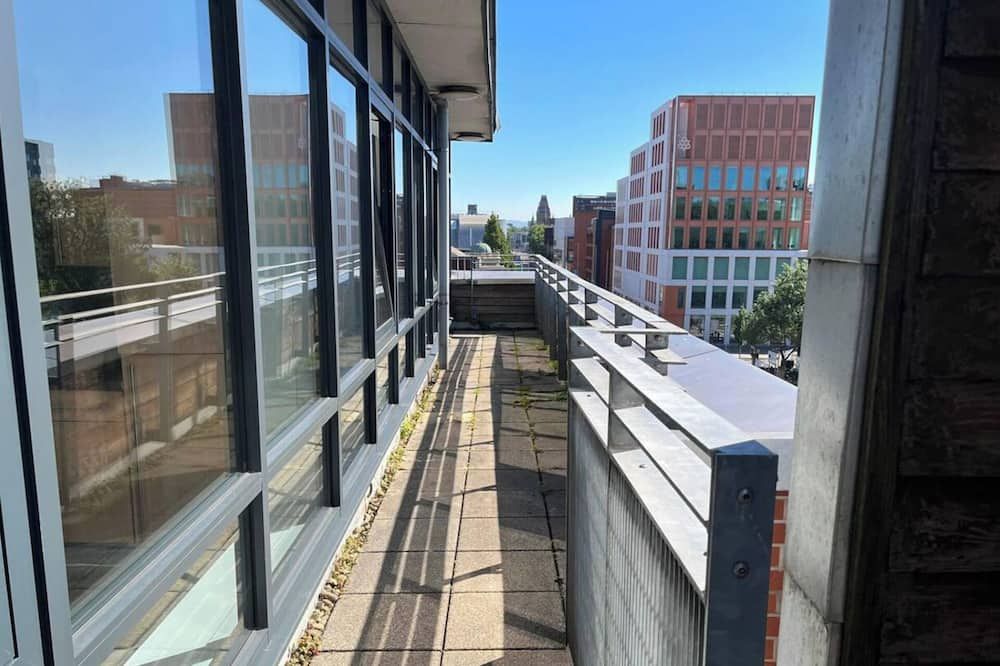 Lovely 2-Bed Apartment in Manchester - מנצ'סטר - מרפסת