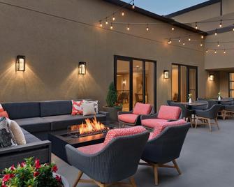 Sheraton Madison Hotel - Madison - Lounge