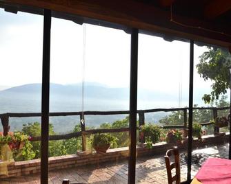 Fattoria Alvaneta - Padula - Balcón