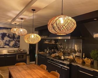 Beautiful sunny house with a swimming pool to rest and discover the Perigord - Boulazac-Isle-Manoire - Restaurant