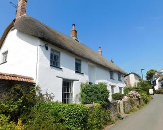 Middletown Farmhouse B&B - Okehampton - Gebäude