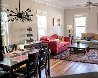 Urban Escape - Downtown Raleigh! - Raleigh - Comedor