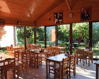 Mercan Bungalow - Çirali - Restoran