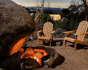 Splitrock - Peppertree Ridge Dome - Fallbrook - Патіо