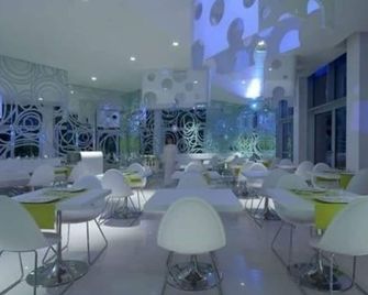 i-Suite Hotel - Rimini - Restaurant
