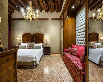Hotel Palazzo Priuli - ונציה - חדר שינה