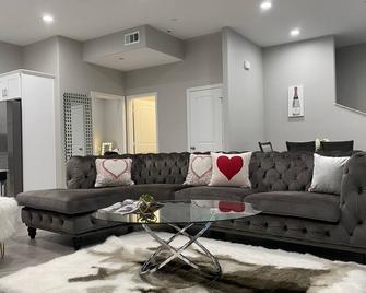 Just Built! Brand New! Insta-Worth Private! Luxurious Home! - San Bernardino - Living room