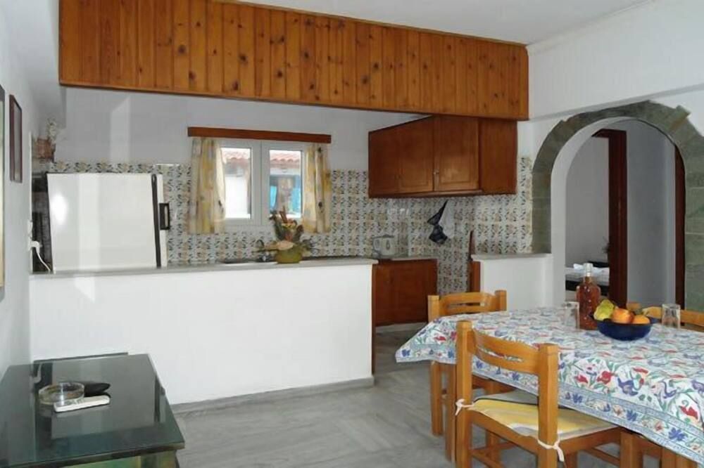 Hotel Rea - נאקסוס