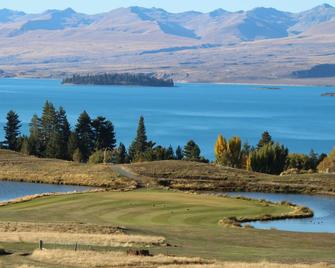 The Mackenzie Apartments - Lake Tekapo - Golf course