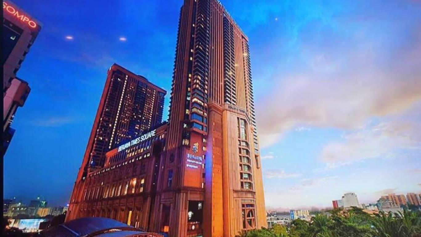 ذي أورينتال سويت آت تايمز سكوير