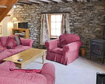 2 bedroom accommodation in Branthwaite, near Cockermouth - Workington - Huiskamer