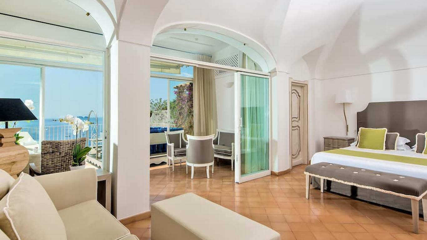 أوتل لانكورا