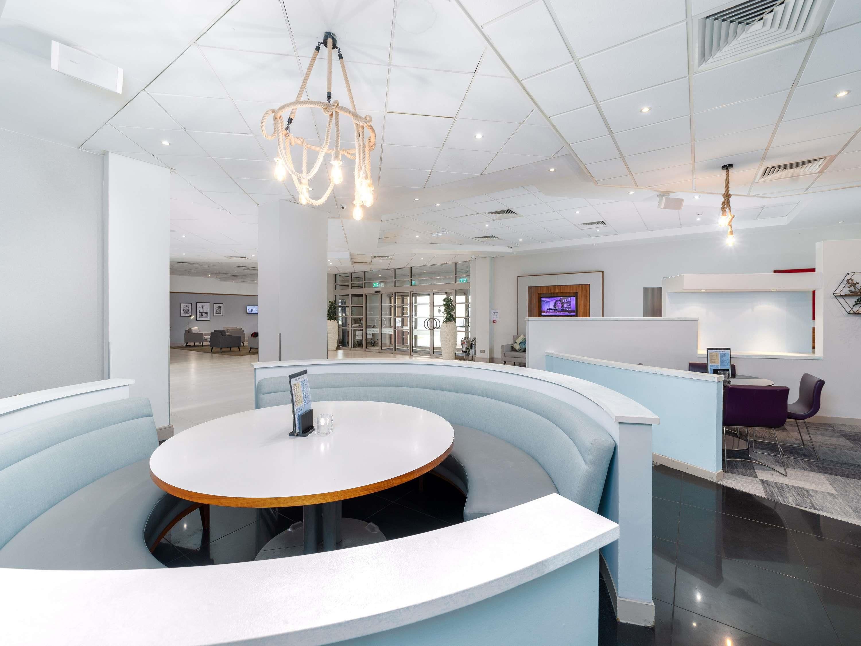 Novotel Southampton - Southampton - Bar