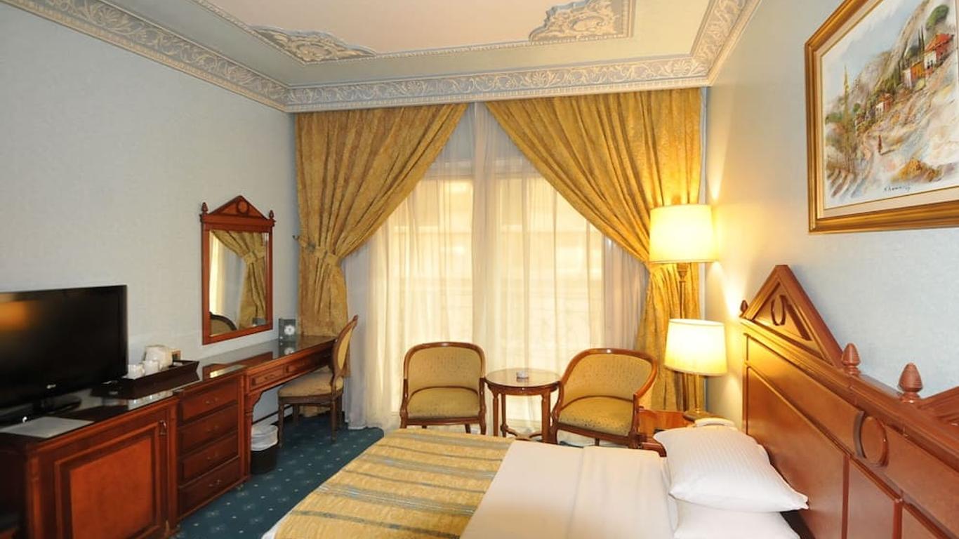 Serenada Golden Palace - Boutique Hotel