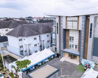 The Gibs Hotel - Port Harcourt - Building